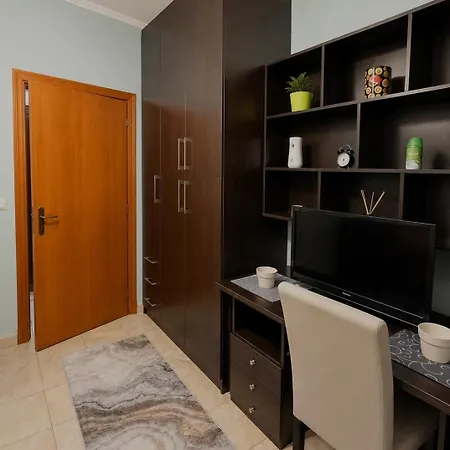 아파트 Simar Tirana *